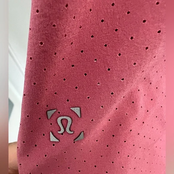 Lululemon Men’s Red Running Singlet Tank Top - Picture 4 of 5